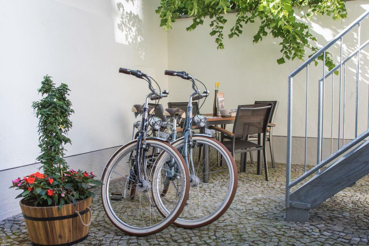 Domizil Naumburg Villa Наумбург Екстериор снимка